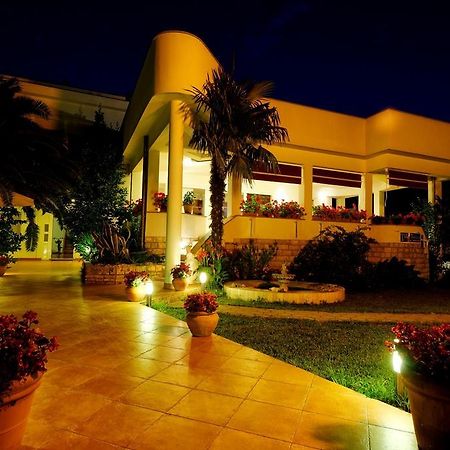Villa Fontana Sukosan Luaran gambar